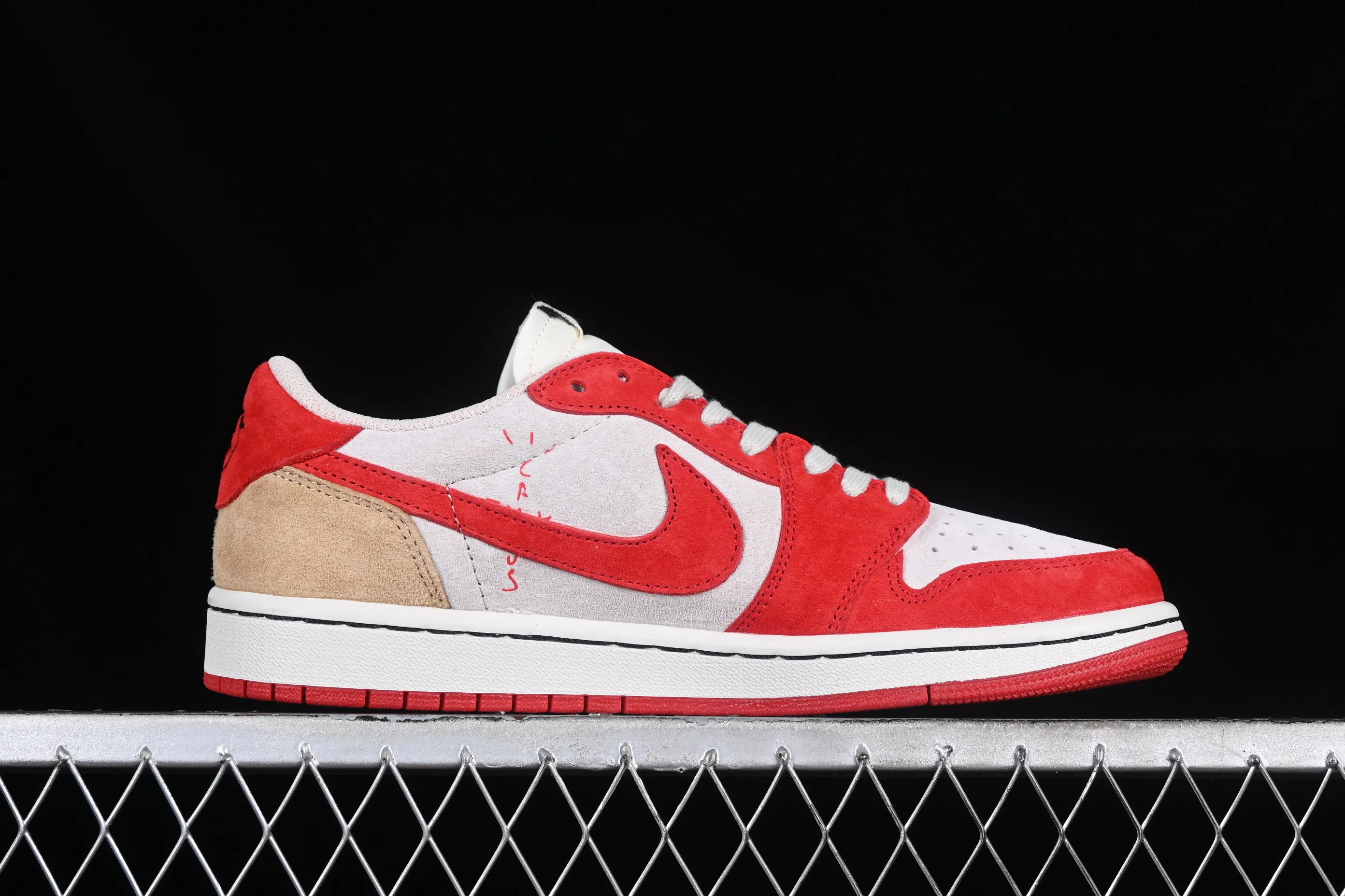 All Categories Air Jordan Jordan Series Basketball Shoes Air Jordan 1 Low Travis Scott x Air Jordan 1 Low OG AJ1 Joe 1 Reversed Overhook Joint Style Casual Sports Basketball Shoes DM7866-698